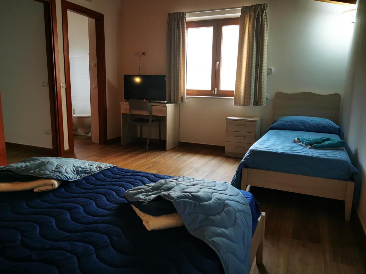 Agriturismo B&B Il Girasole Roccadaspide Esterno foto