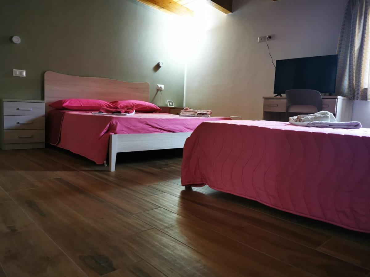 Agriturismo B&B Il Girasole Roccadaspide Esterno foto